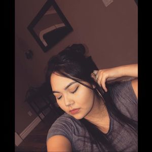 Meet your Posher, April